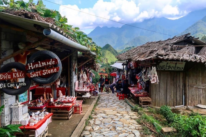 Shops Selling Handicrafts Cat Cat Village